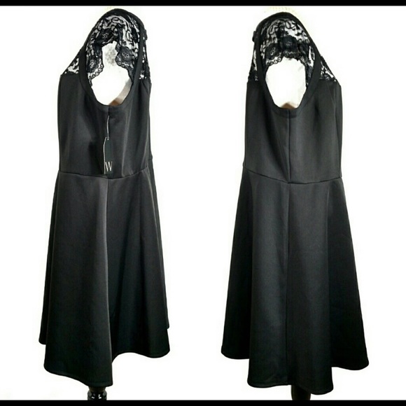 Stunning Little Black Dress - Picture 2 of 8